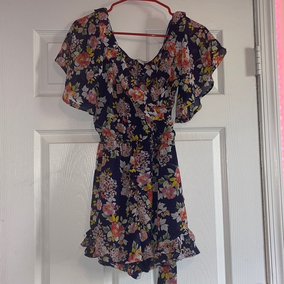 Nana macs romper size medium - Picture 1 of 3